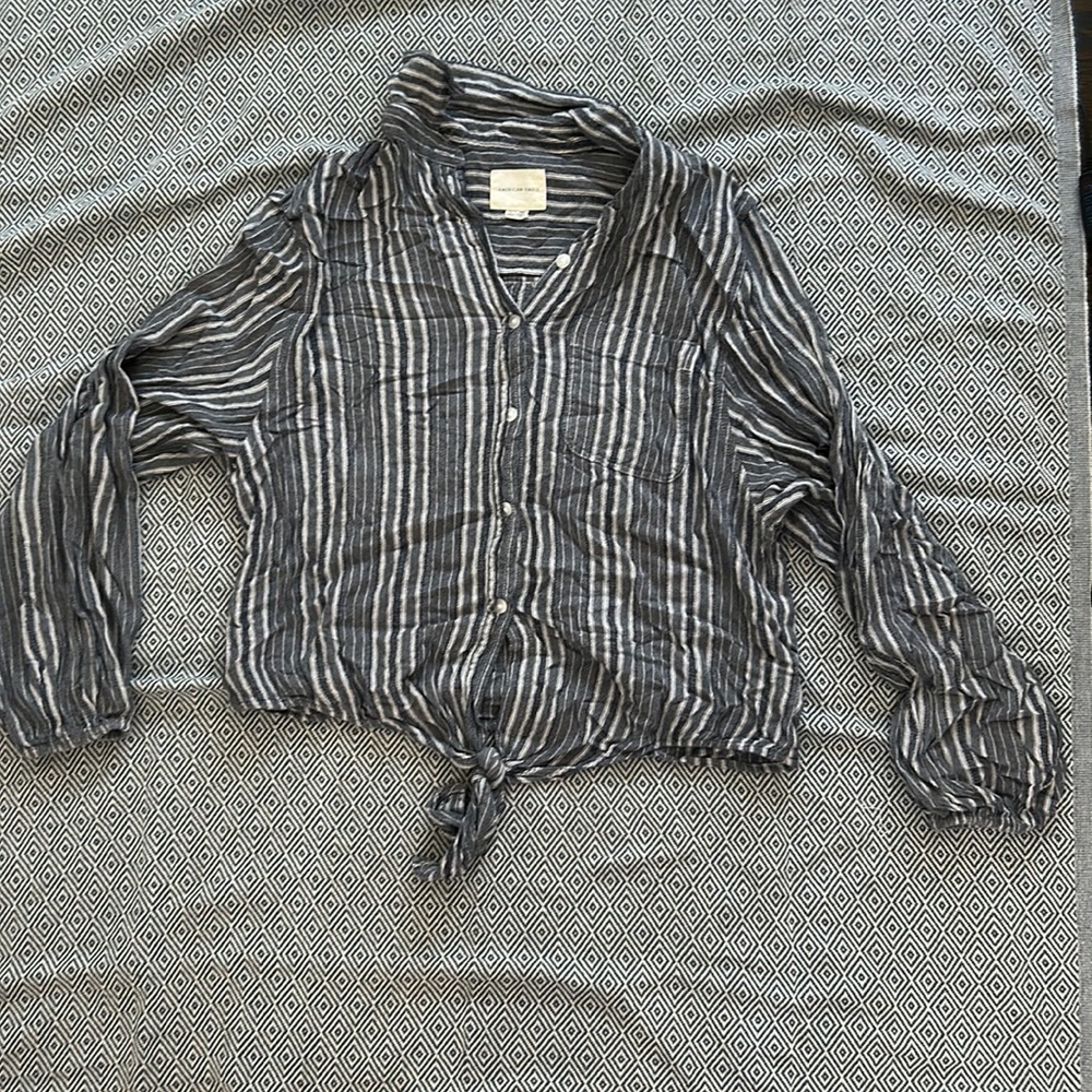 American Eagle Long-Sleeve Top
